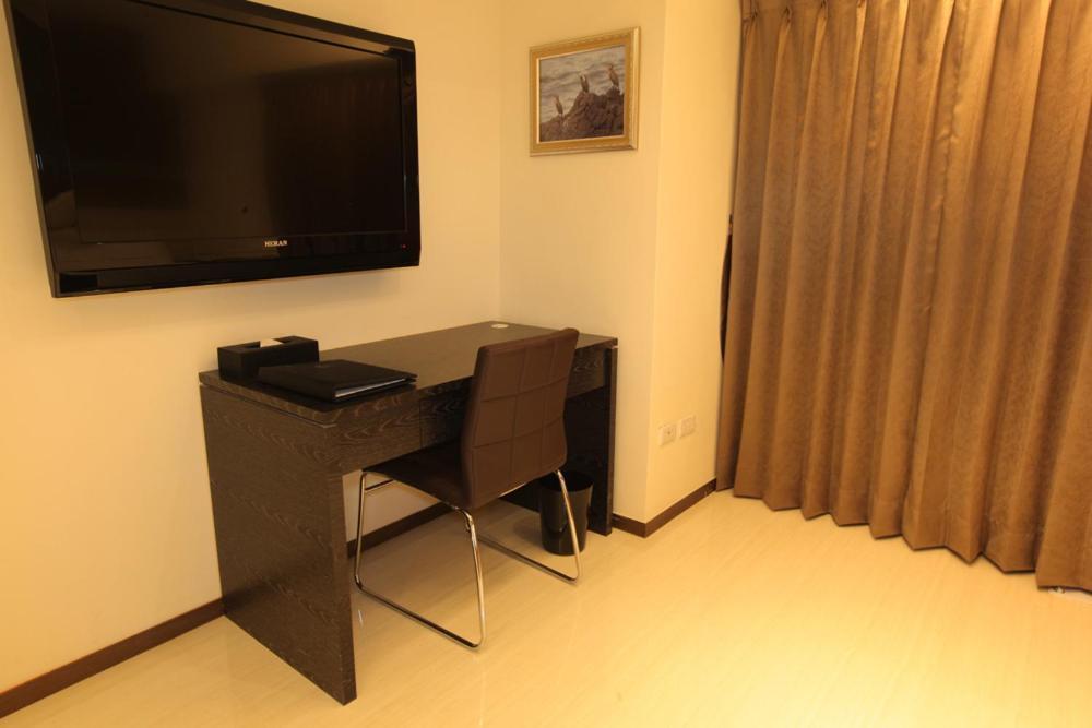 Nest Hotel Kaohsiung Exteriör bild